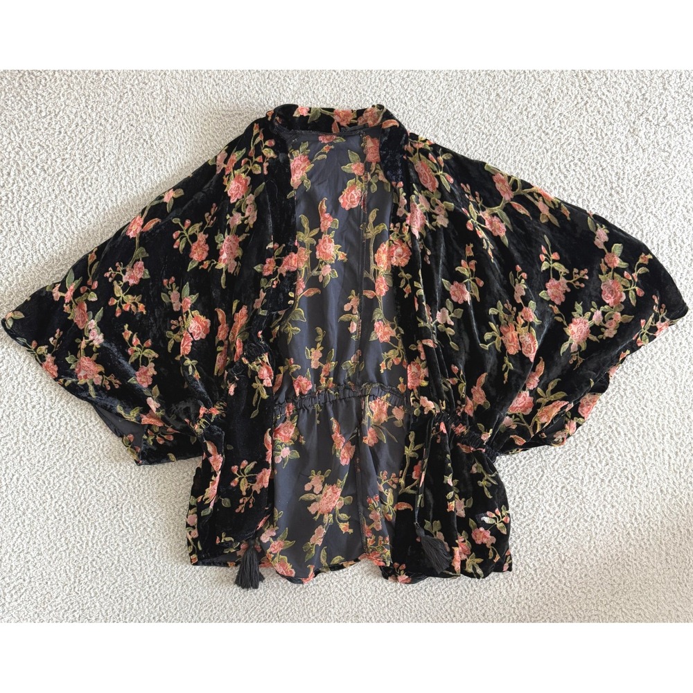 Storia Black Floral Velvet Kimono Medium Wrap Top Tassel Tie Boho Fairy Grunge